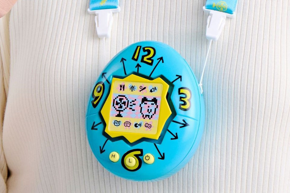 初代たまごっちがハンディファンに⁉ - 家電 Watch