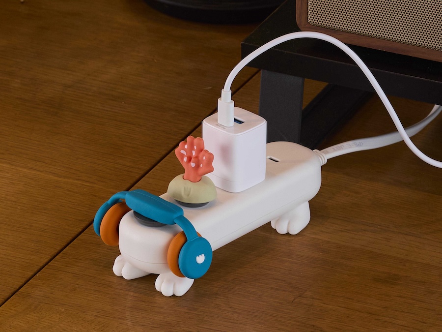 動物みたいな4本脚の電源タップ　隠さず魅せる - 家電 Watch