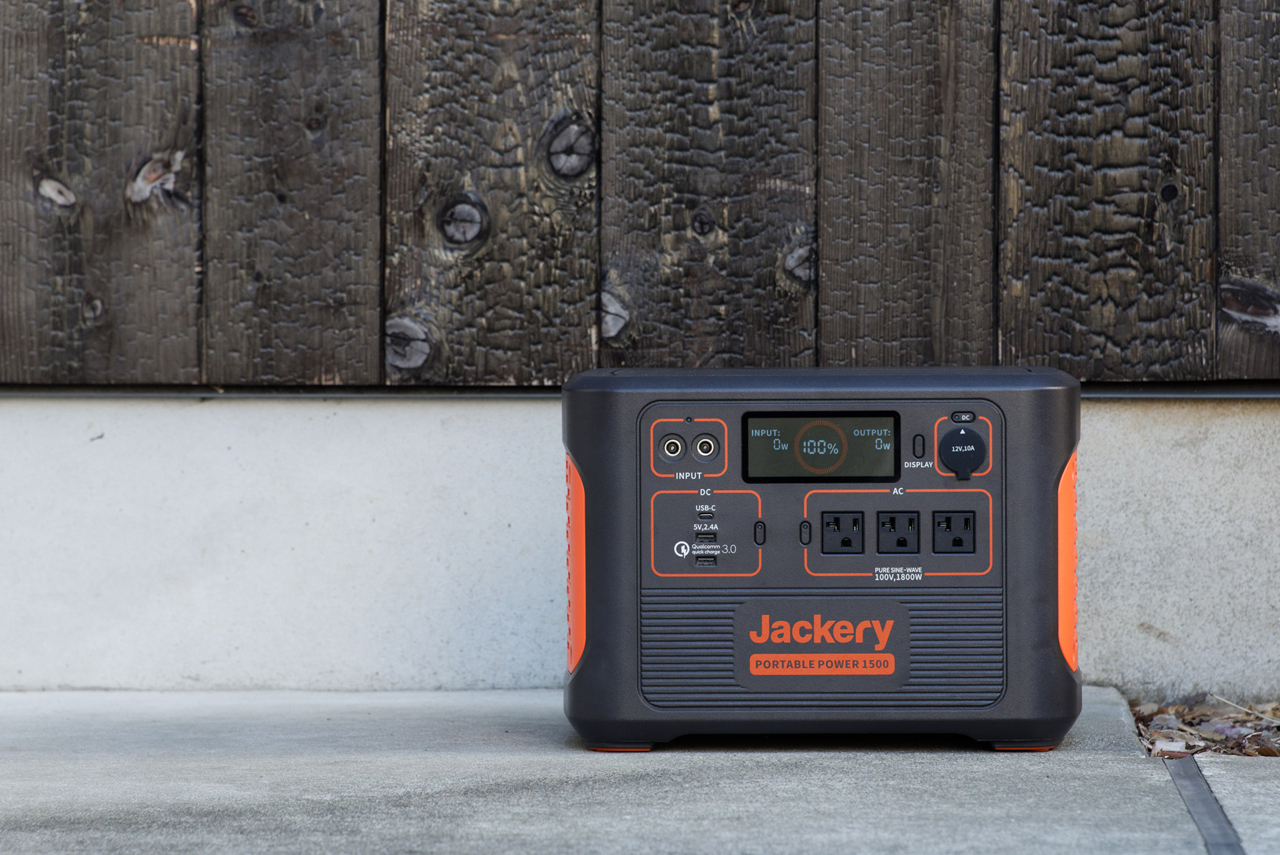 DIYに1,800Wが頼もしい。「Jackery ポータブル電源 Ace1500」が我が家